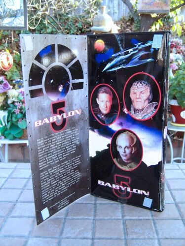 Babylon 5 L'AMBASSADEUR DELENN figurine AVEC SOCLE New in Box collectors Serie 