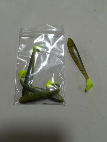 Gummifische 4 Stück,,Shads,Kunstköder,Twister,Drop Shot,Angeln 8 cm M88