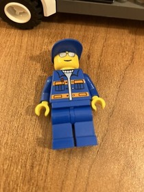 Lego City Tow Truck 7638 Orange Missing Pieces? And Extra Bag Of Legos