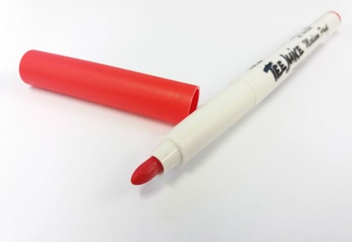 16 Colours and 3 Nib Sizes to choose Jacquard Tee Juice Fabric Art Marker Pens
