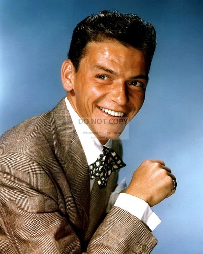 EP-738 8X10 PUBLICITY PHOTO FRANK SINATRA LEGENDARY ENTERTAINER