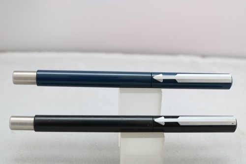2 Finishes Parker Vector RB1 Rollerball Pens UK Seller 1982 Vintage 2 Finishes Parker Vector RB1 Rollerball Pens UK Seller 1982 Vintage