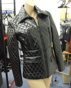Joseph Ribkoff Bnwt UK 10 gloriosa Nero Lucido CRISS CROSS Giacca//cappotto corto