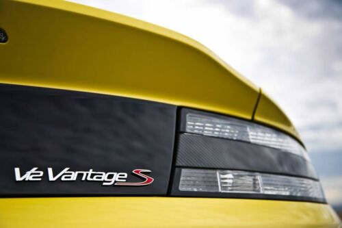 Red Aston Martin V8//V12 Vantage /'S/' Badge