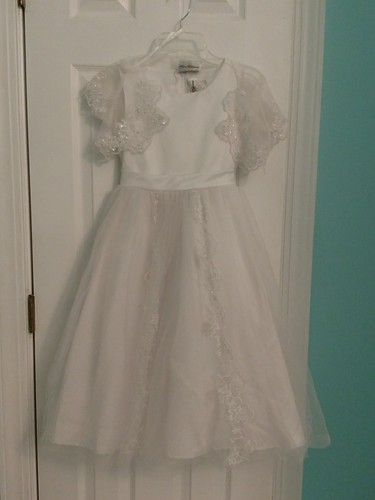 VGC Girl/'s White Flower Girl Dress for Wedding//Communion Size 7 pre-owned