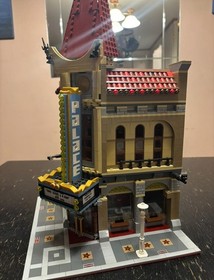 Lego PALACE CINEMA 10232 -  Building Only (99% complete)