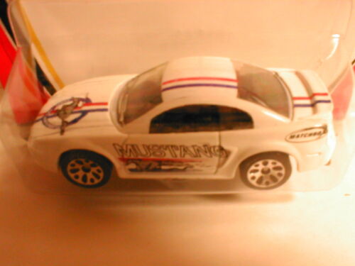 Matchbox 2001 #3 1999 FORD MUSTANG COUPE white