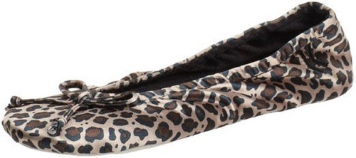 Isotoner Women/'s Classic Satin Slippers Style A96009