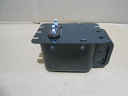 9 AVAILABLE 1 NIB WEBSTER 312-26ABE436 IGNITION TRANSFORMER 2.2 AMP 120V MID PT