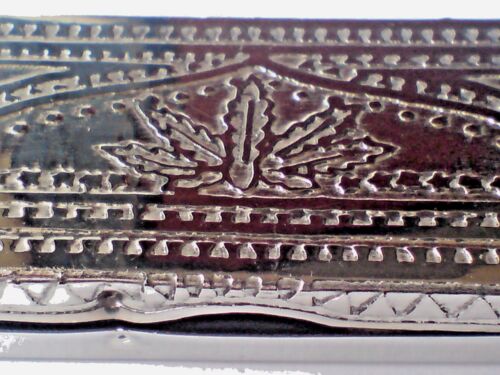 PRETTY SILVERTONE METAL LEAF DECORATED TIN FOR  RIZLA PAPERS 3.25/"x 1/" £3.95 NWT