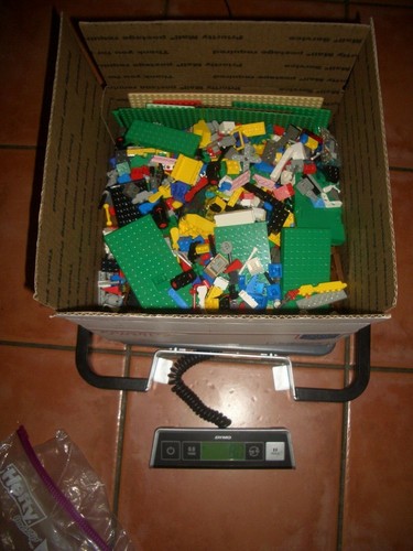 Random Lego Pieces Bricks Parts Mix Colors too man to count Huge Lot 2000