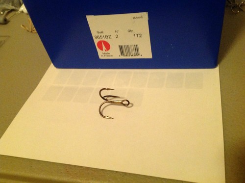 Size 2 VMC Short Shank Treble Hook 9651 BZ 25 pk.