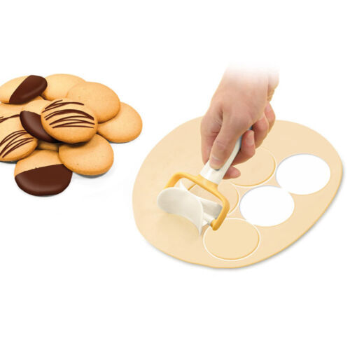 Dough Cutter Plastic Icing Spatula Round Cookie Cutter Rolling Biscuit Cutting 