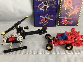 LEGO set 8825 Night Chopper & 8024 Universal TECHNIC Set 100% complete w/ books