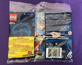 LEGO NEXO Knights Robin's Mini Fortrex 30372 Sealed Poly Bag Minifigure 45 PCS