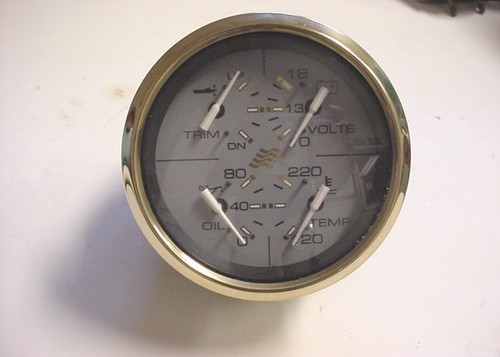FARIA SIGNATURE BOAT 4-IN-1 MULTI FUNCTION GAUGE~4 WINNS~*TRIM*~Volt~Oil~Temp