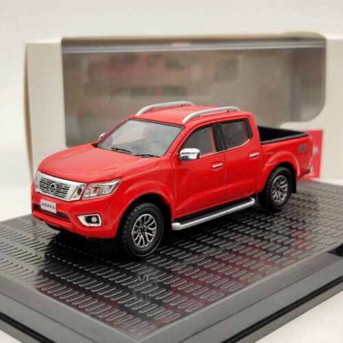 1:43 NISSAN Navara 4x4 Pickup Truck Red Diecast Models Limited Collection