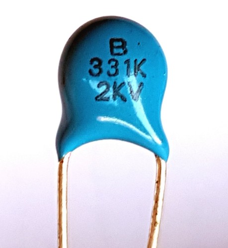 2KV high voltage ceramic–ref: 450 330pF 0n33 4 x pieces 331K