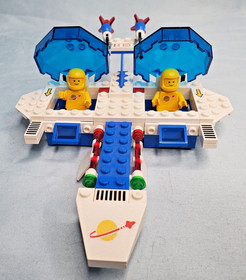 LEGO 5 Vintage Classic Space: 1498 1499 889 886 & 6824 Retired from 1979 - 1987