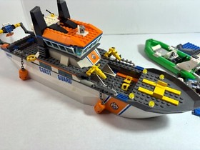 LEGO City: Coast Guard: Coast Guard Patrol 60014 (2013) See description
