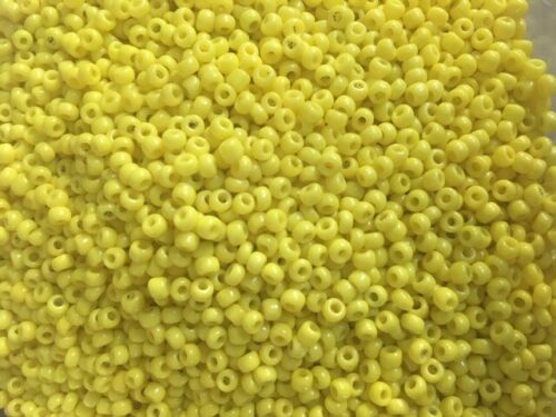 25 GRAMS CZECH SEED BEADS **YELLOW OPAQUE ***ROUND 8/0 