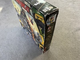 LEGO The LEGO Ninjago Movie: Garmadon's Volcano Lair (70631) New In Open Box