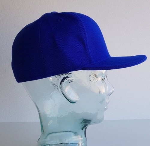 KB Ethos Ajustada Llano Tapas plana pico BNWT Gorra//Gorra de béisbol azul real