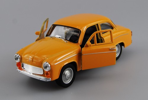 SYRENA 105 1:34 DIE CAST METAL NEU IM KASTEN WELLY 2-PACK POLONEZ CARO PLUS