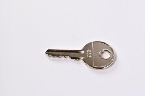 Schlüssel Nr 633 für Gabelstapler Baumaschinen Stapler
