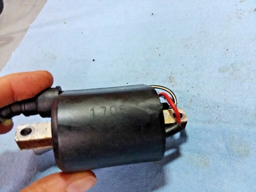 Upper Side 2002 Yamaha Z150TXRA 150HP Outboard Ignition Coil 68F-82310-01-00