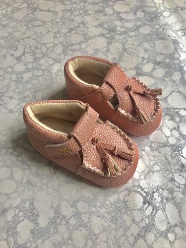 UK Seller Brand New Baby Tassel Crib Shoes Pink Small 0-6m 11cm