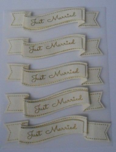 3D BANNER JUST MARRIED IVORY//GOLD 5 PIECES EMBELLISHMENTS FOR CARDS AND CRAFTS
