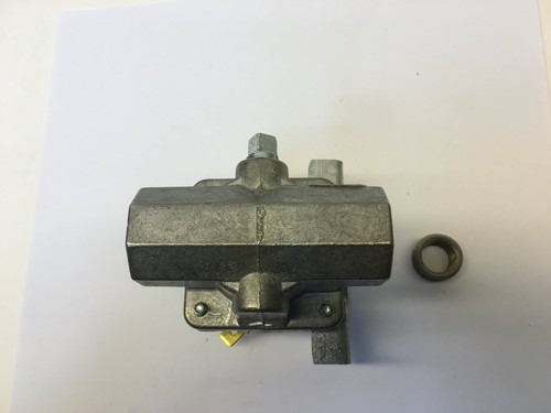 Keating Pasta Center Burner solenoid valve #037033 *NOS*