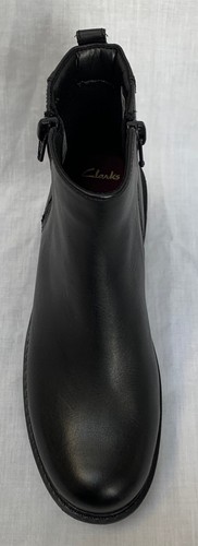 BNIB Clarks Girls Frankie Roam Black Leather Ankle Boots F//G Fitting