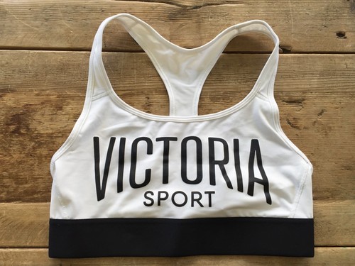 VICTORIA/'S SECRET SPORT WHITE RACER LOGO THE PLAYER WIRELESS SPORT BRA NEW VS