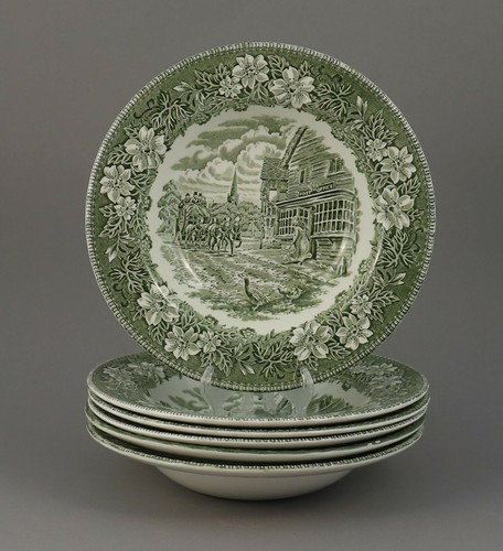 Royal Tudor /"Coaching Taverns 1828/" Teile zur Wahl teller platte schale tasse