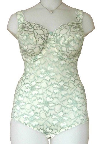 Ulla DESSOUS Cecil 5078 string-body M STAFFA 95b 95f 100b OVP 69 €