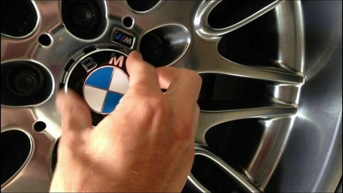 4 M Stickers 1 3 5 7 Series E F M X Set of 4 BMW Alloy Wheel Centre Caps 68mm