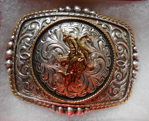 Details about  / WESTERN BULLRIDER BELT BUCKLE 3 1//4 x 4 1//4 SILVER-GOLD TONE ROPE EDGE RODEO