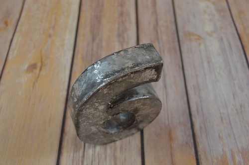 FANTASTIC VINTAGE STYLE SILVER 3D METAL SHOP SIGN NUMBER 6-9 ADVERTISING FONT