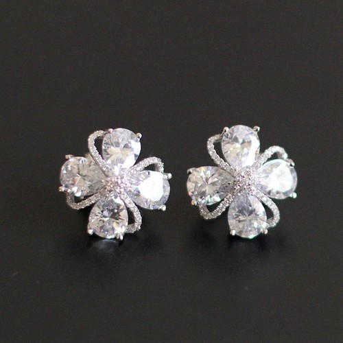 1.43Ct Pear brilliant Cut VVS1//D Diamond Clip-On Earrings 14K White Gold Finish