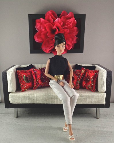 for Barbie//Fashion Royalty Doll Displays 1:6 Scale Handmade Pillow Set RED