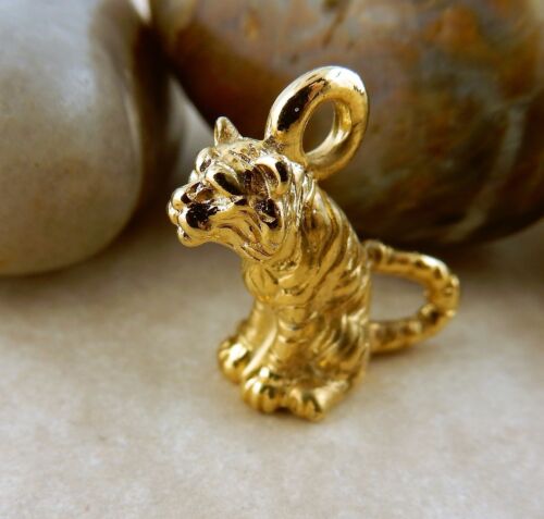 22k gold plated 3D Tiger charm 