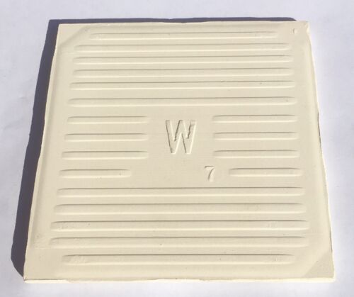 Surplus Vintage Off-White 4x4 Ceramic Tile /'Wenczel/'-1 Sq Ft