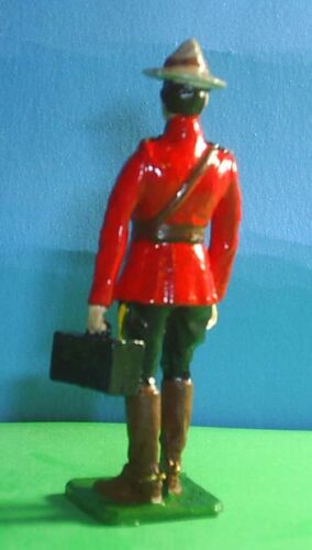 TOY SOLDIERS METAL RCMP ROYAL CANADIAN POLICE OFFICER CRIME INVESTIGATOR 54 MM