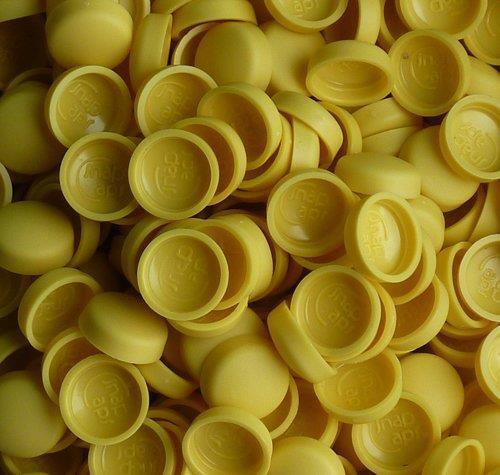 MED SMALL LARGE BANANA YELLOW SNAP ON DOME SCREW COVER CAPS WITH WASHER