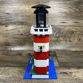 LEGO 5770: CREATOR 3-IN-1 Lighthouse Island (As Is) - 518 Pieces / Ages 8-12