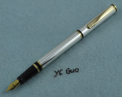 Vintage Hero 59 Fountain Pen Fine Nib Made in 1990s Golden