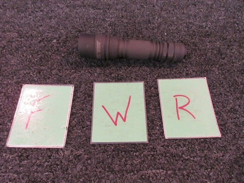 PENTAGONLIGHT Flashlight DEL 3 watts Signal survie camping militaire tactique