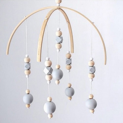 Baby Crib Bed Bell Wooden Beads Mobile Holder Arm Bracket Wind-up DIY Toy Gift